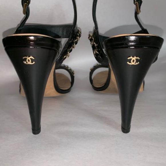 authentic CHANEL size 39.5 chainlink/leather $1250 - Picture 6 of 12